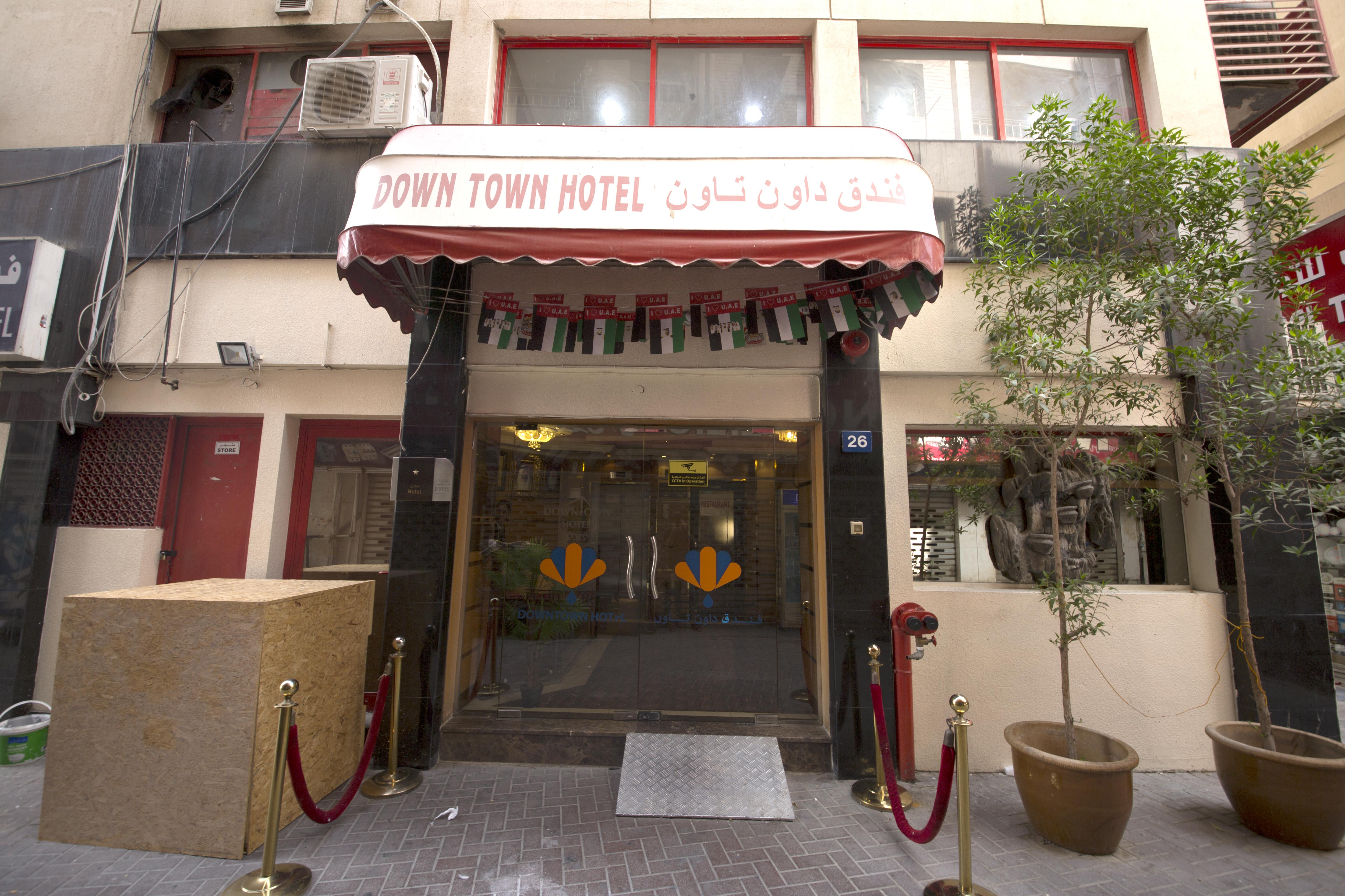 Downtown Hotel *