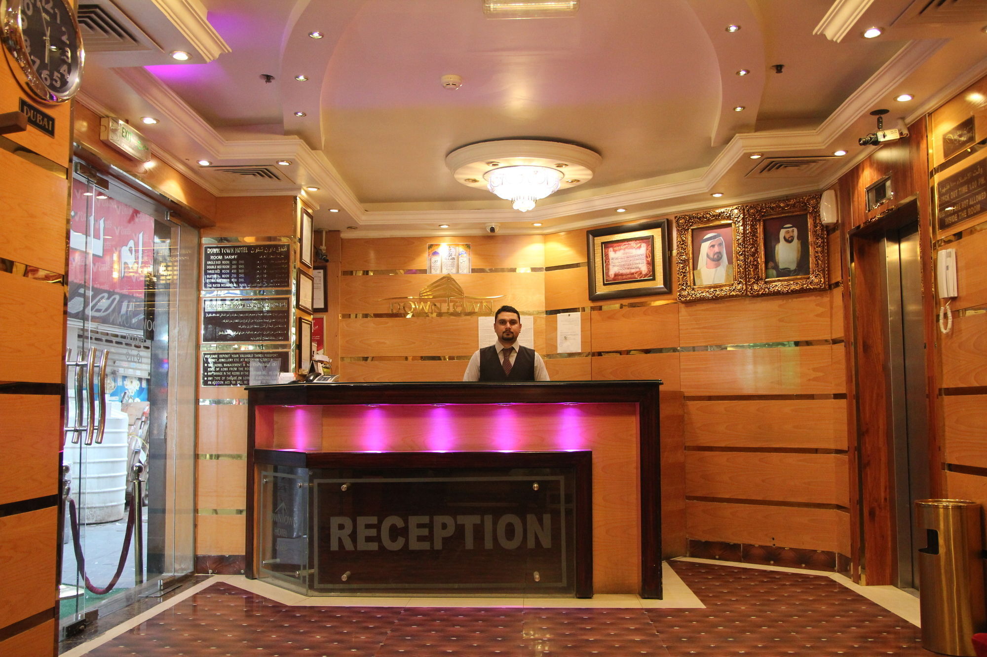Hotel Downtown *